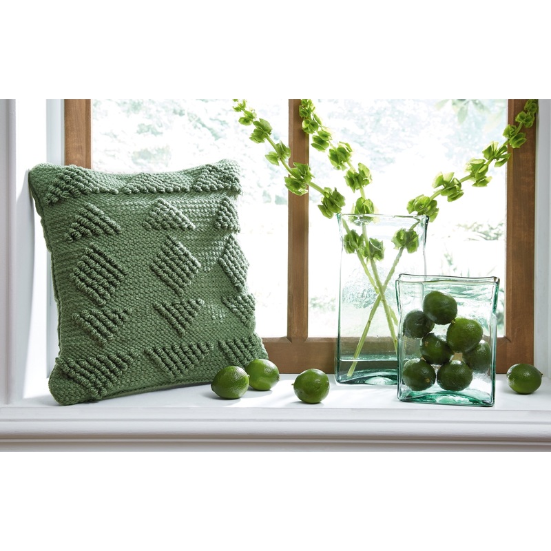 Ashley Express – Rustingmere Pillow