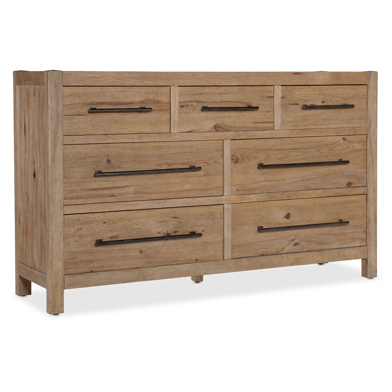 Vineyard Row – Seven-Drawer Dresser – Light Brown