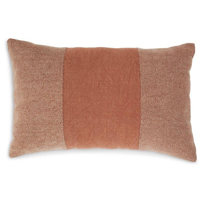 Dovinton Pillow