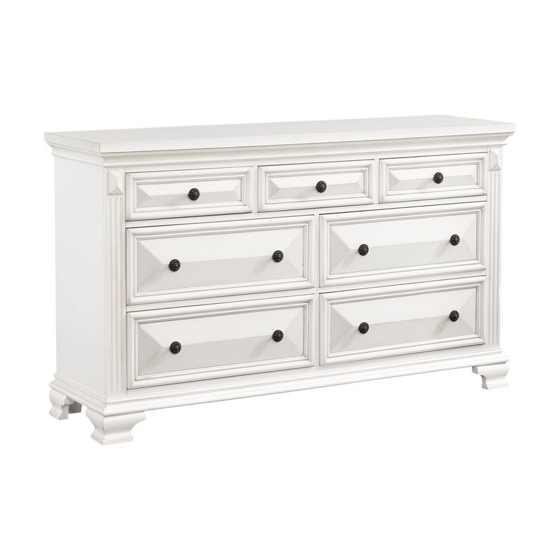 Calloway – 7-Drawer Dresser