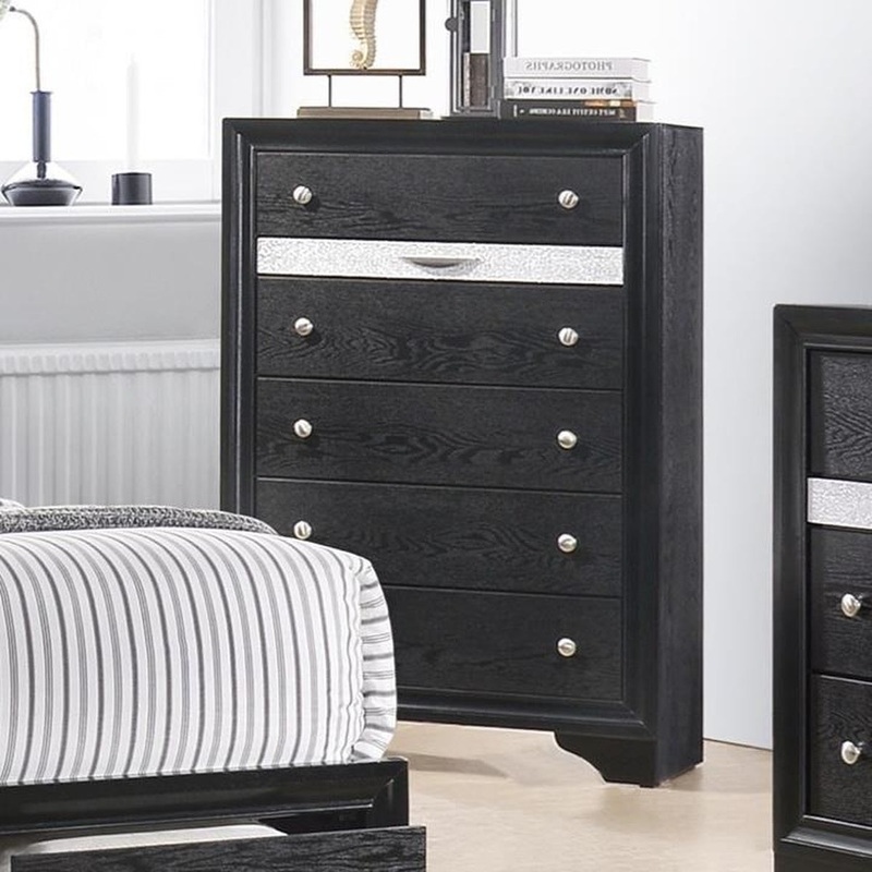 Crown Mark Regata Chest in Black