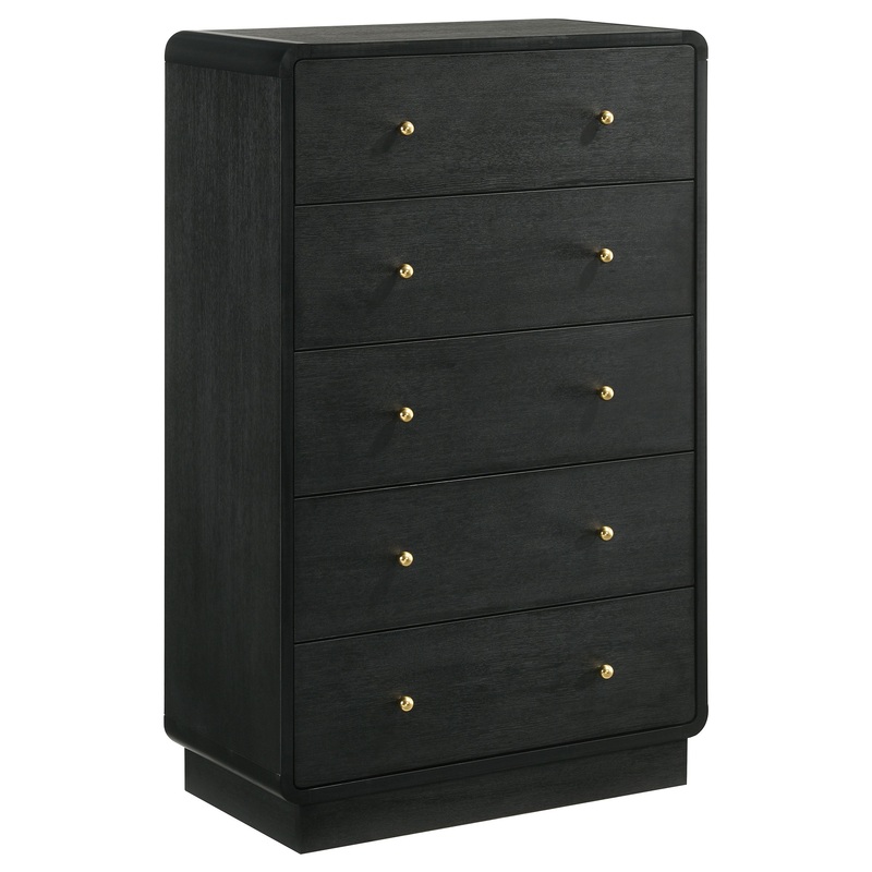 Cavelle Chest