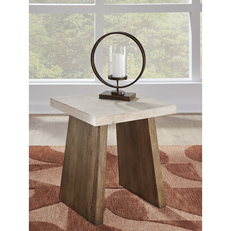 Ashley Express – Brendalhouse Square End Table