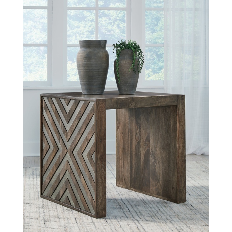 Ashley Express – Dreggan Square End Table