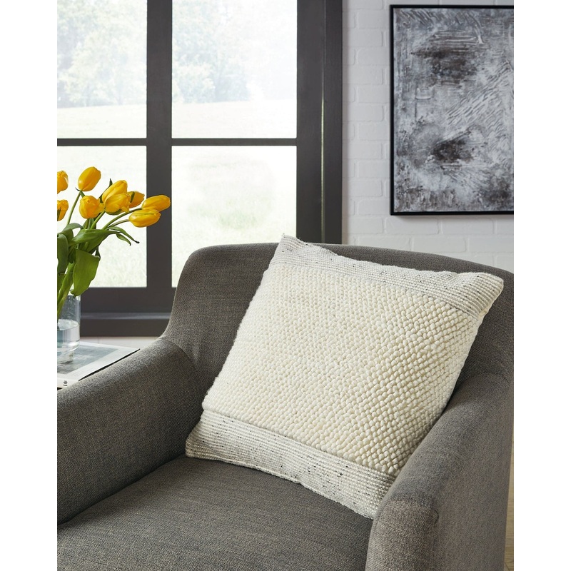 Ashley Express – Rowcher Pillow