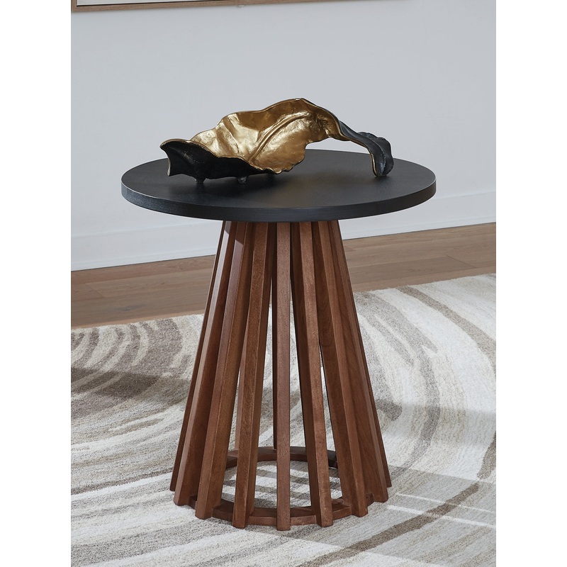 Kallari Round End Table